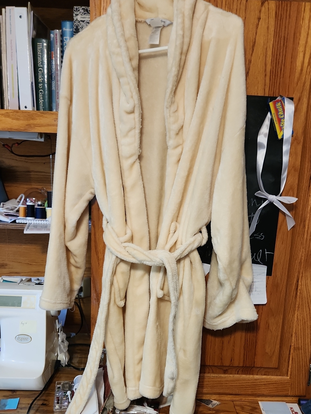 Cozy Plush Shawl-Collar Robe in Cream